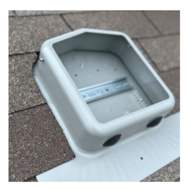 Gray Soladeck Flashed PV Roof-mount Combiner Enclosure 0799-5G