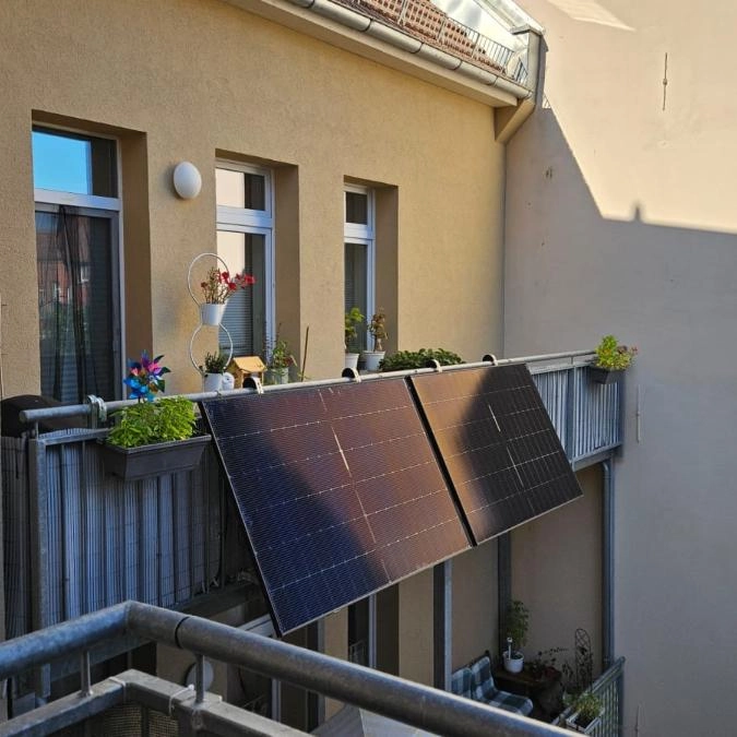 810W Plug In Solar Kit –  with APsystems EZ1 Microinverter & SunModo Racking - Ground Mount, Roof Mount, Balcony