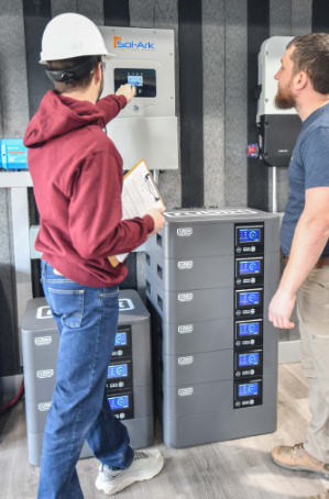 Rubix 5.12 kWh Battery 24 Volt | 200AH | Stack Series Lithium LifePO4 Battery RS25200