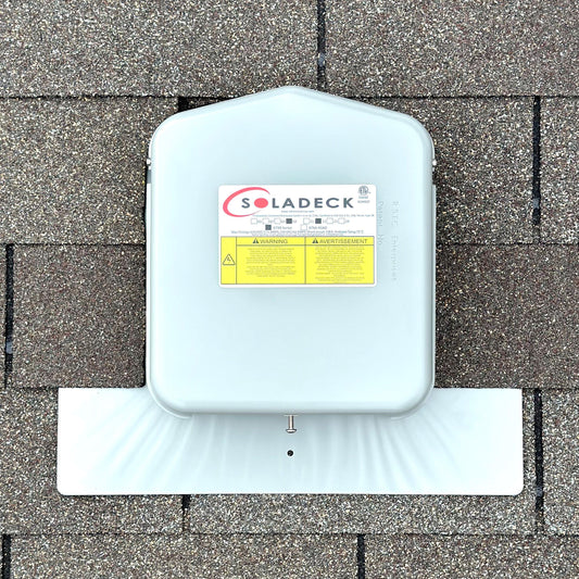 SolaDeck SD-0799-5G 600V Flashed Combiner/Passthrough Box Grey